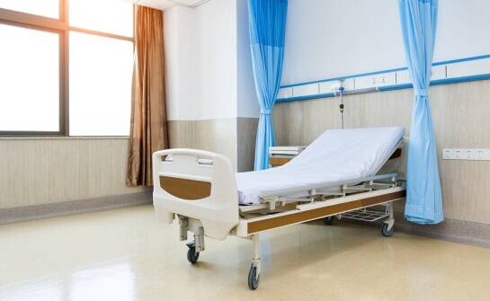 Wybór medycznej leżanki: na co warto zwrócić uwagę?