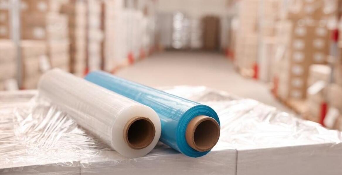 Jak opakowaniowe materiały mogą zwiększyć bezpieczeństwo transportu?