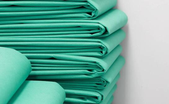 Jakie korzyści płyną z wyboru medycznych kompletów wykonanych w 100% z bawełny?