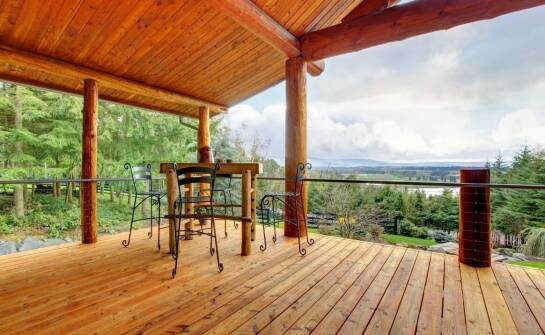 Jak nostalgiczny cedr wpływa na estetykę i funkcjonalność mebli?