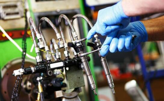 Serwis wtryskiwaczy – kluczowe etapy procesu i ich znaczenie