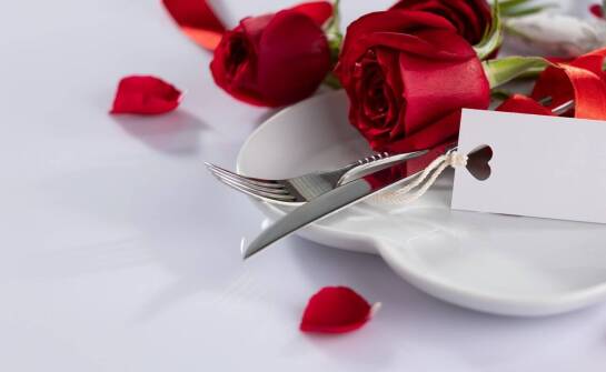 Jakie specjalne upominki przygotowaliśmy dla gości korzystających z oferty walentynkowej?