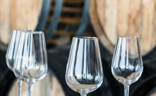 Odkryj tajemnice smaków podczas degustacji whisky.