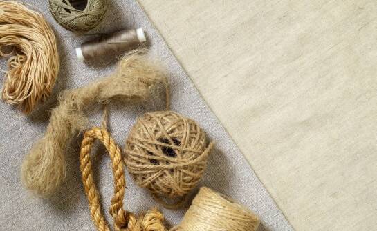 Jakie materiały zapewniają wycieraczkom odporność na trudne warunki?