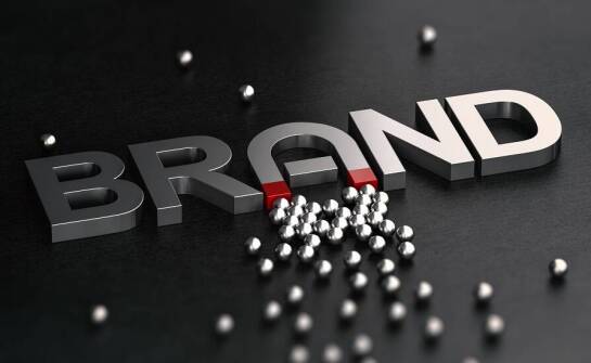 Metalowe litery jako element wizualnej identyfikacji firmy