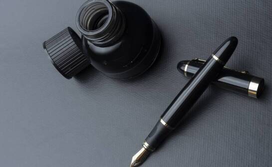 Jak wybrać atrament do pióra dla użytkownika początkującego?