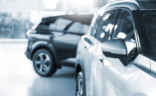 Jak agencja celna może ułatwić proces zakupu pojazdów z zagranicy?