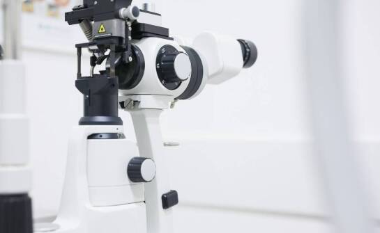 Zastosowanie szczelinowej lampy w nowoczesnej diagnostyce okulistycznej