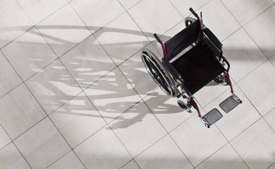 Innowacyjne technologie w regulowanym wózku inwalidzkim Kuschall Compact