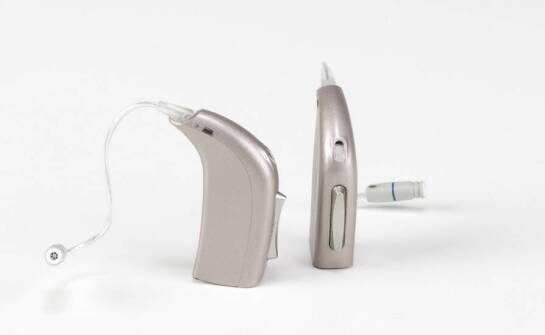 Jakie możliwości oferuje serwis dla użytkowników aparatów słuchowych?