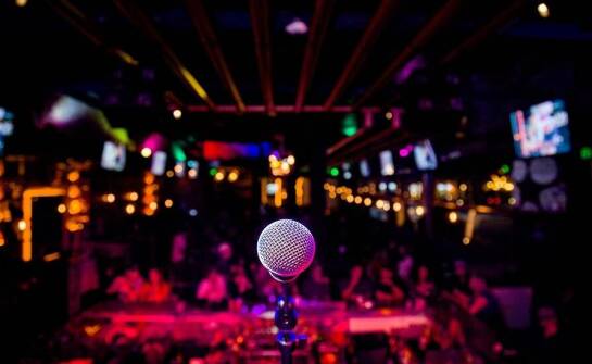 Muzyczne doznania i wykwintne dania: oferta klubów muzycznych w Poznaniu