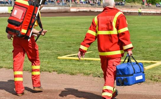 Jak grupa interwencyjna ze Skierniewic radzi sobie z nieprzewidzianymi sytuacjami podczas meczów?