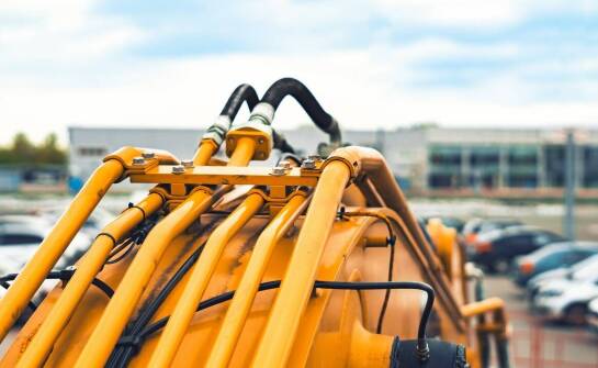 Zastosowanie węża ssawnego 100 w różnych typach gospodarstw rolnych