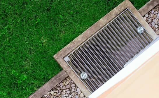 Jak 3-komorowe szambo wpływa na estetykę i funkcjonalność posesji?