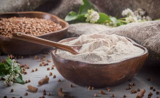 Jakie są zdrowotne korzyści wynikające ze stosowania mąki dyniowej?