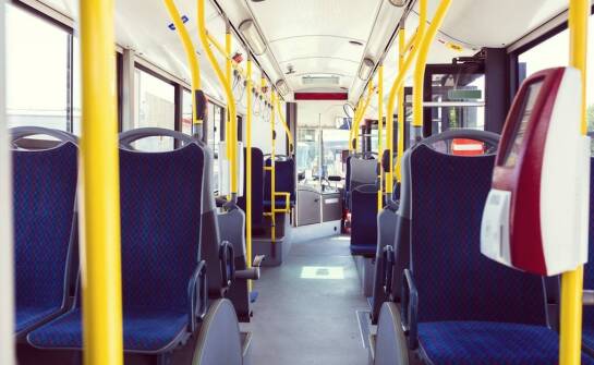 Fotele z homologacją do busa – innowacyjne funkcje podnoszące komfort jazdy