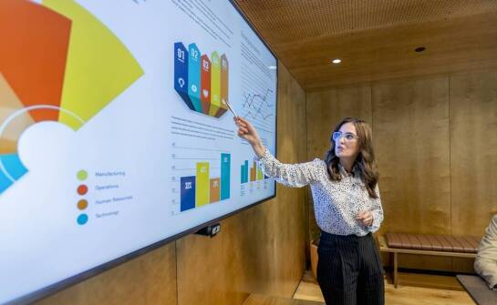 Jakie korzyści przynosi współpraca z Matbor dla klientów w sektorze przemysłowym?