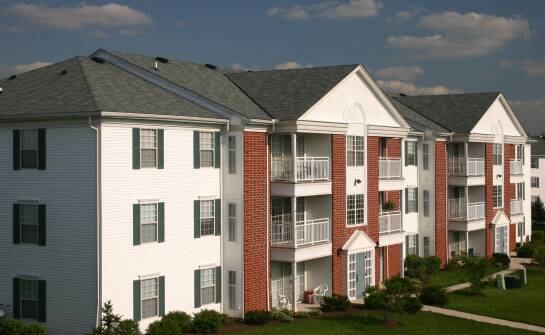 Jakie udogodnienia oferują nowe deweloperskie mieszkania w okolicy?