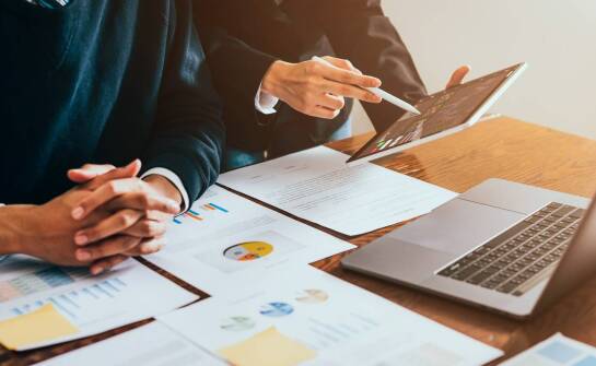 Znaczenie profesjonalizmu finansowych doradców w sukcesie inwestycyjnym