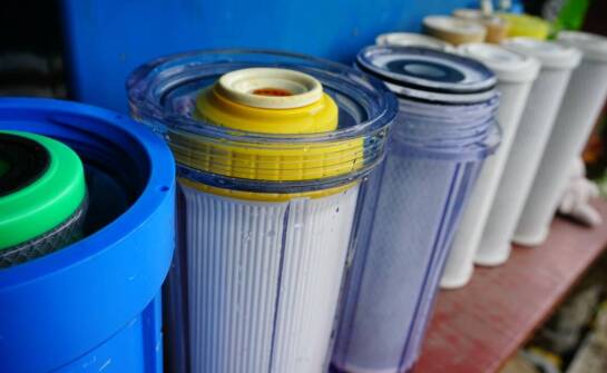 Jakie wodne filtry najlepiej sprawdzają się w uzdatnianiu deszczowej wody?