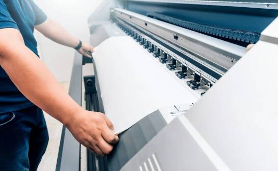 Efektywność cyfrowego druku w realizacji reklamowych projektów: kluczowe aspekty