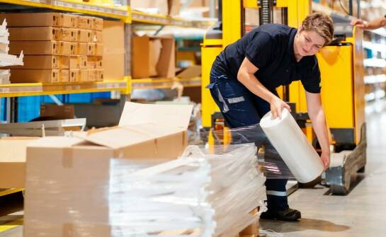 Przewodnik po pracy jako pakowacz: co warto wiedzieć przed aplikacją?