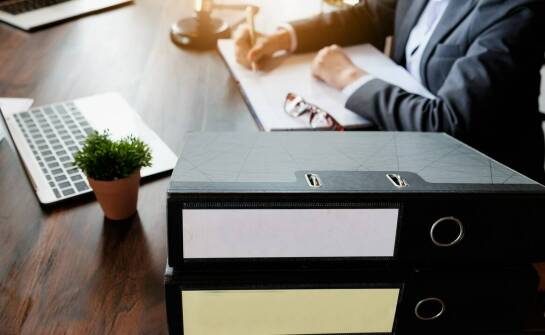 Rola adwokata w sprawach o zasiedzenie nieruchomości: co warto wiedzieć?