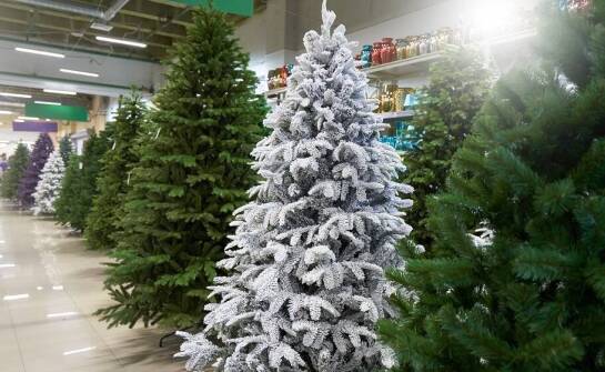 Trwałość i estetyka sztucznych choinek świerkowych