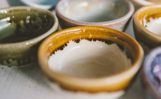 Jakie są zalety wyboru ekologicznych ceramicznych wyrobów?