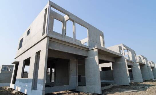 Prefabrykowane domy z keramzytobetonu: szybkość i ekologia w jednym.