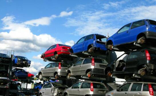 Dlaczego warto zaktualizować cennik usług do złomowania?