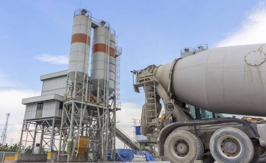 Elastyczność produkcyjna dzięki zastosowaniu betoniarskiego węzła