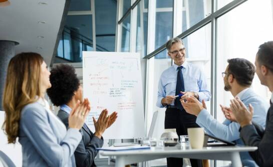 Korzyści z inwestowania w językowe szkolenia dla pracowników