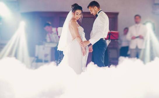 Jakie korzyści przynosi nauka tańca dla par przed ślubem?