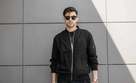 Streetwearowy styl w męskiej modzie – jak go osiągnąć za pomocą garniturów?
