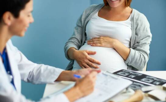 Wpływ prasowej reklamy na wybór położniczych usług przez pacjentki