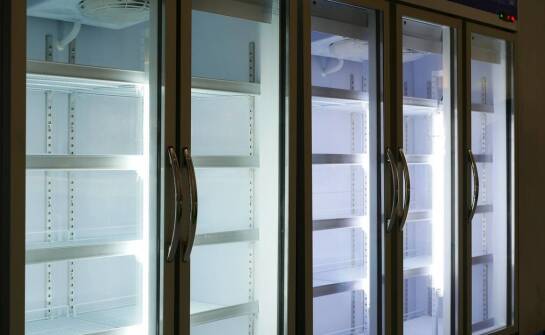 Energooszczędne rozwiązania w chłodniczych produktach – zalety dla środowiska i budżetu