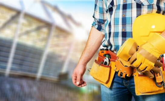 Rola męskich spodni roboczych w poprawie bezpieczeństwa pracowników