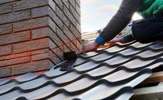 Czy przegląd komina może wpłynąć na obniżenie kosztów na ogrzewanie?