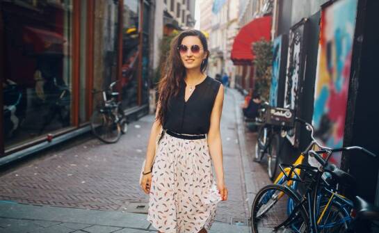 Bolerko z siateczki w codziennych stylizacjach – czy to możliwe?