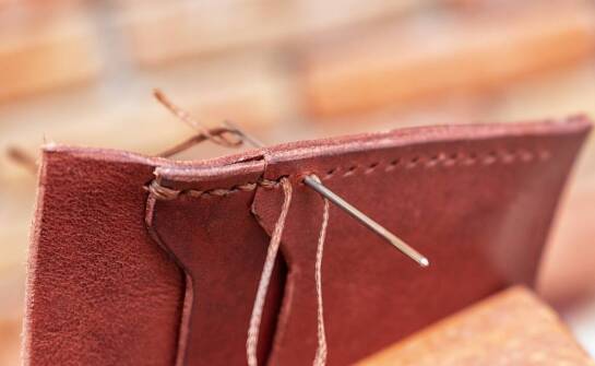 Jak kierpce mogą uzupełnić stylizacje na specjalne okazje?