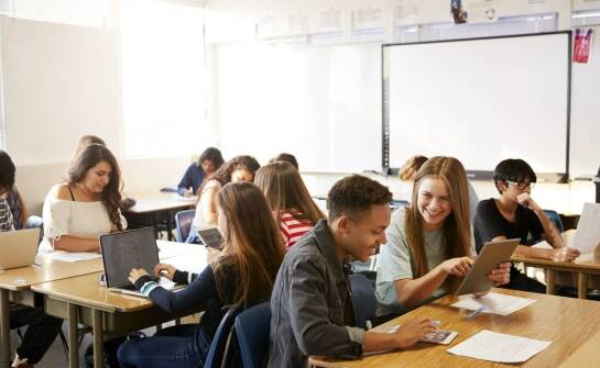 Jak wdrożenie wifi w szkole może zrewolucjonizować nauczanie?