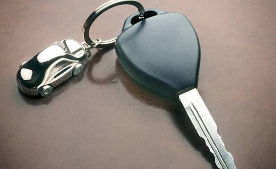 Przegląd unikalnych breloków BMW dla fanów i kolekcjonerów marki