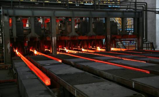 Przegląd technologii produkcji szyn pec-ta w kontekście jakości.