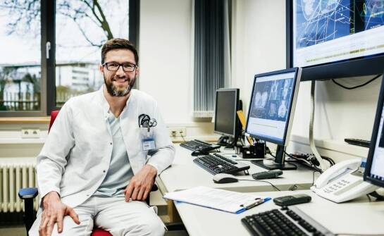 Choroby neurologiczne: jak przebiega proces diagnostyczny w specjalistycznej przychodni?