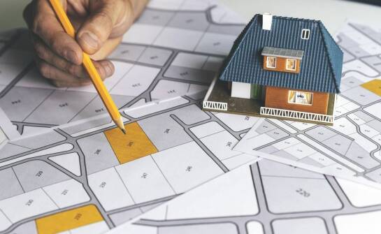 Rzeczoznawcy nieruchomości a zabezpieczenie handlowych transakcji