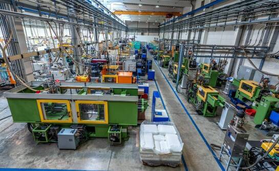 Wpływ wyboru maszyn do metalu na efektywność i bezpieczeństwo pracy