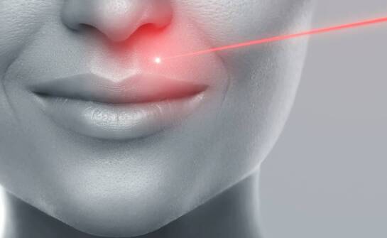 Skuteczność laserowej epilacji w redukcji niechcianego owłosienia