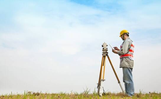 Zastosowanie geodezyjnych map w ochronie środowiska: co warto wiedzieć?