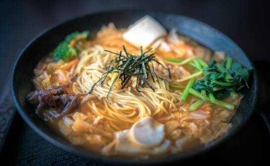 Jak makaron Vifon wpływa na smak tradycyjnych potraw azjatyckich?